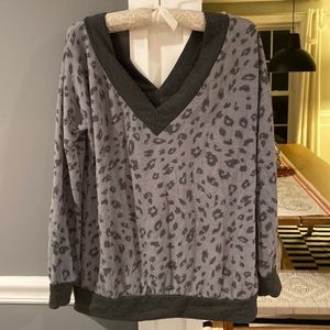 V neck animal print sweater
